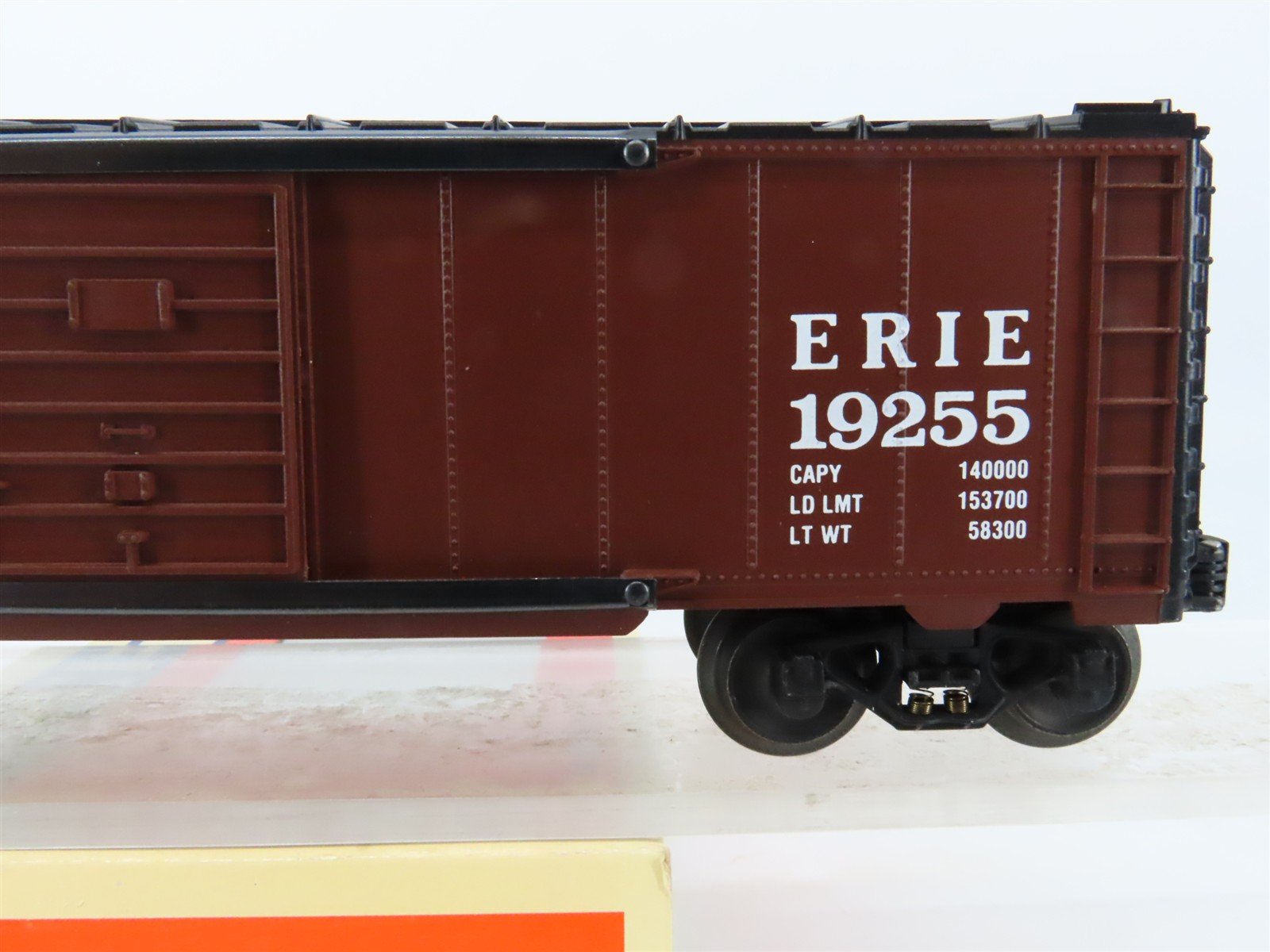 O Gauge 3-Rail Lionel 6-19255 ERIE Railroad Double Door Box Car #19255