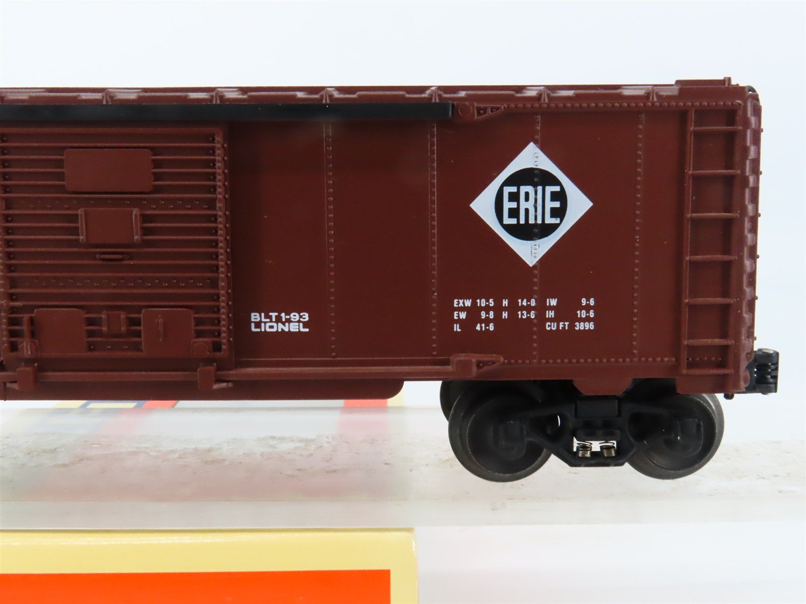 O Gauge 3-Rail Lionel 6-19254 ERIE Railroad Single Door Box Car #19254