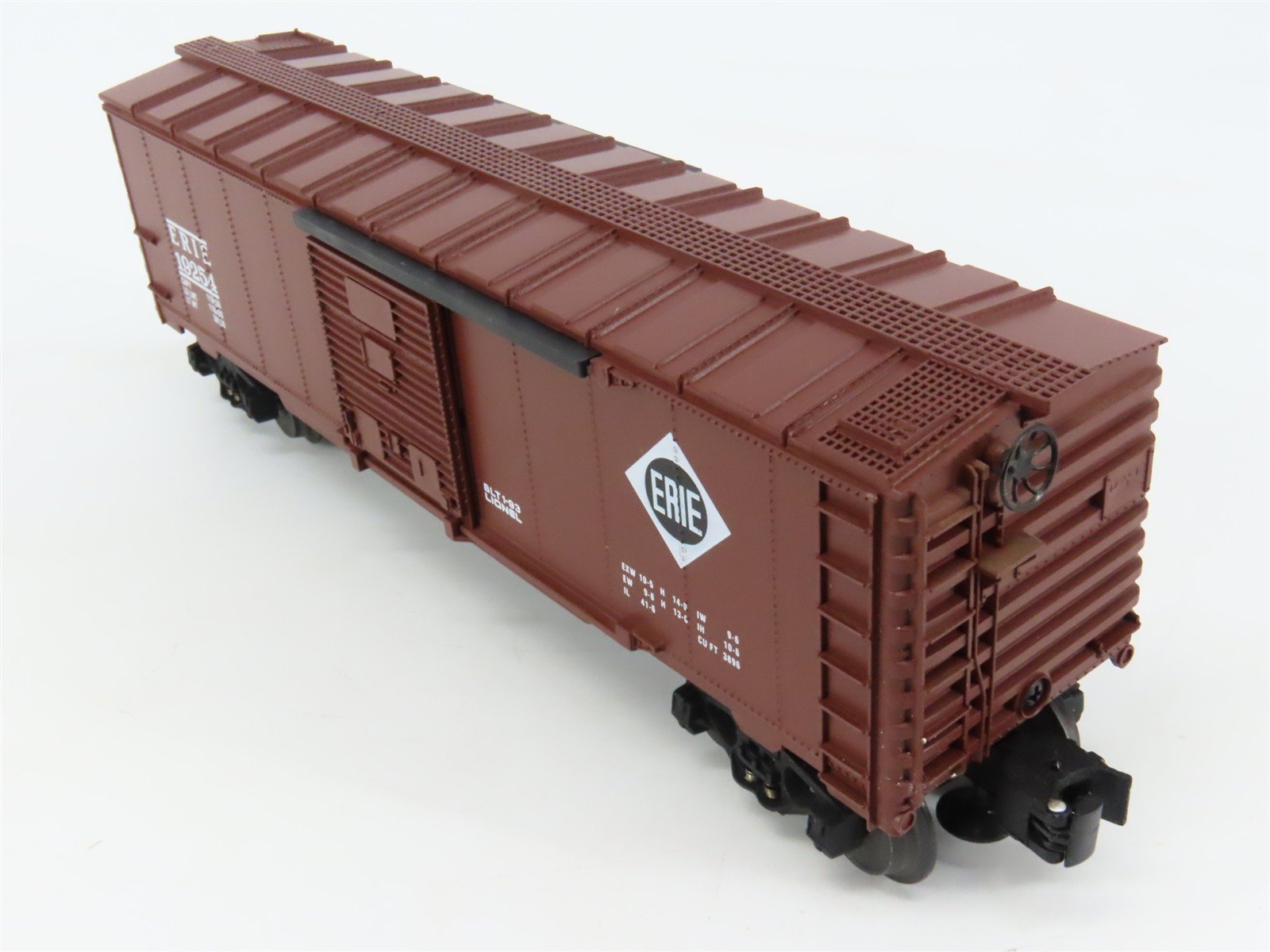 O Gauge 3-Rail Lionel 6-19254 ERIE Railroad Single Door Box Car #19254