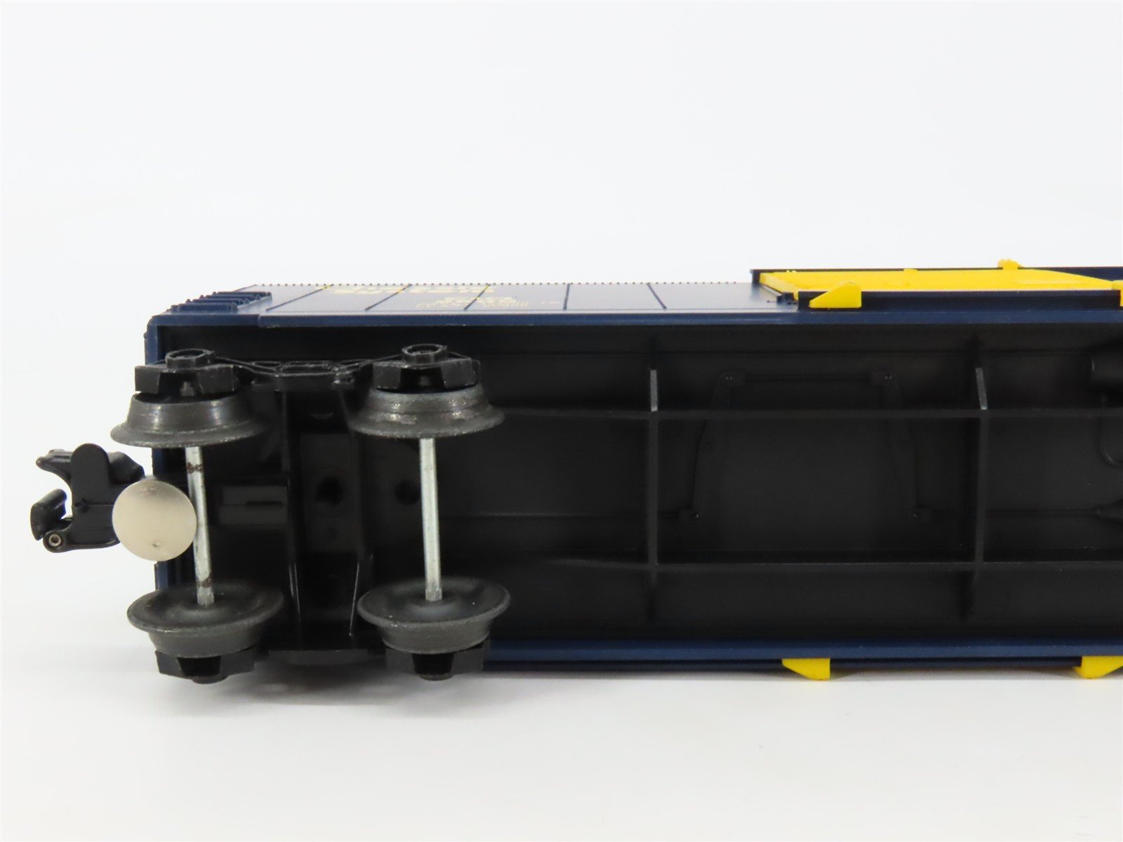 O Gauge 3-Rail Lionel C&O Chessie System Single Door Box Car #9600
