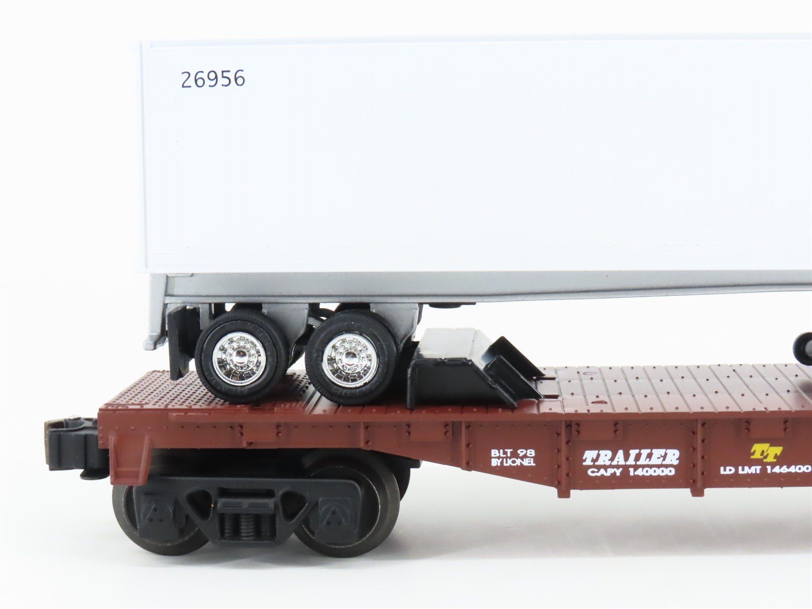 O Gauge 3-Rail Lionel 6-36026 TTX TOFC Flat Cars 2-Pack w/JB Hunt Trailers & ETD