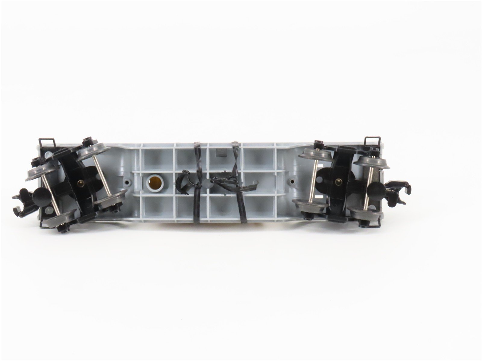 O 3-Rail Lionel 6-16935 UP Depressed Center Flat Car #16935 w/Ertl CAT Bulldozer