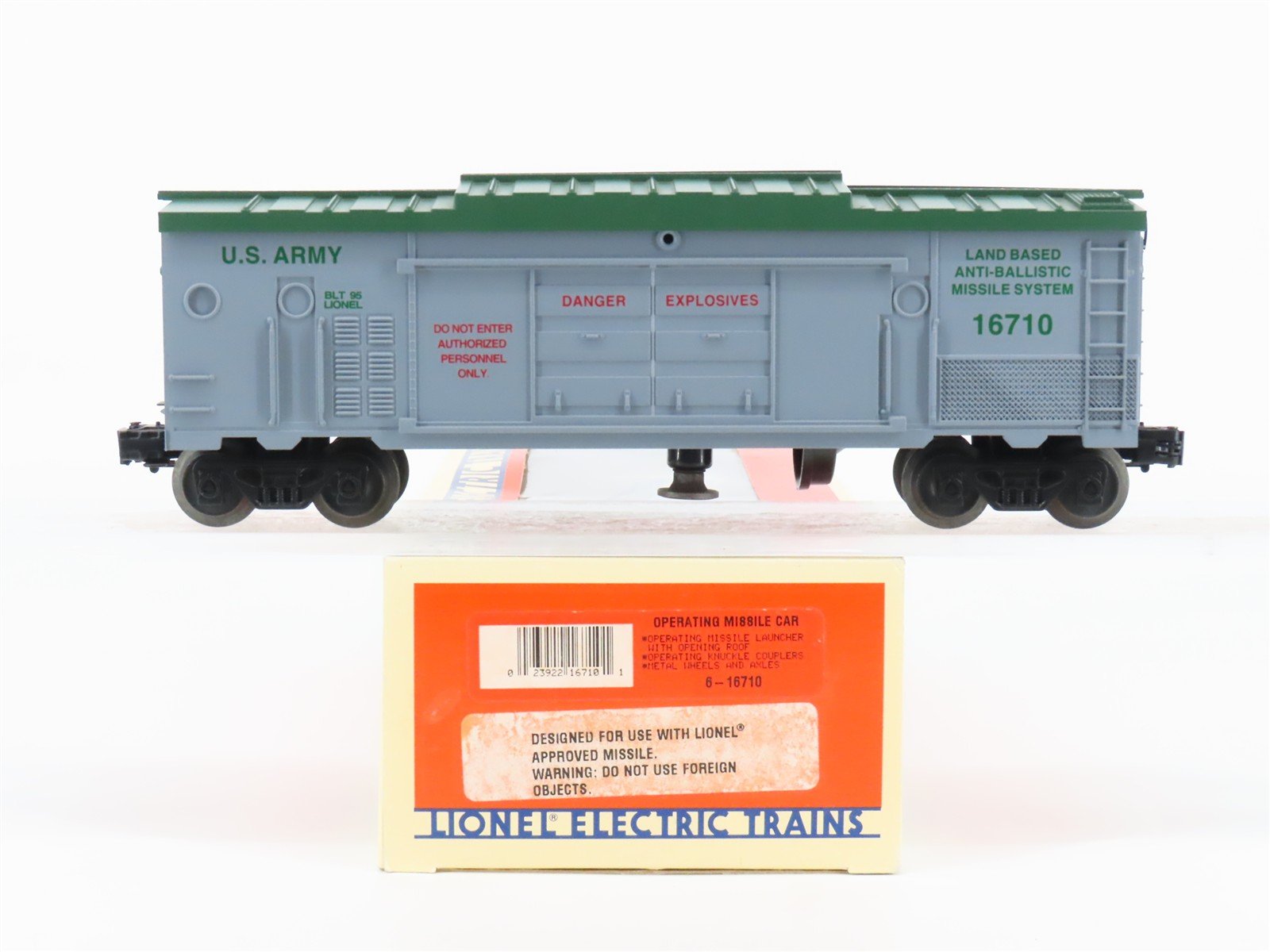 O Gauge 3-Rail Lionel 6-16710 US Army Operating Missile Launch Box Car
