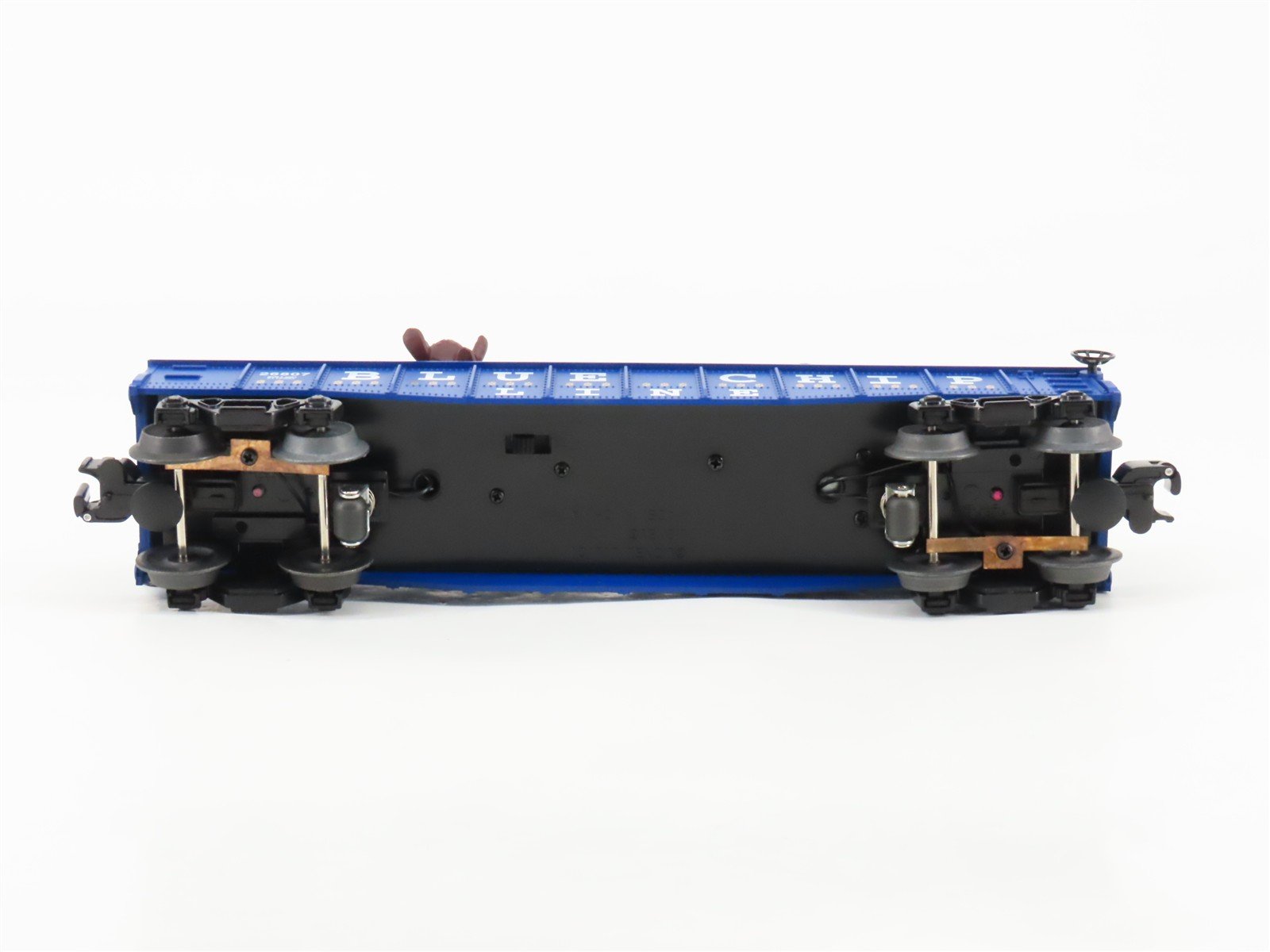 O Gauge 3-Rail Lionel 6-26807 Blue Chip Line Animated Bull & Bear Chase Gondola