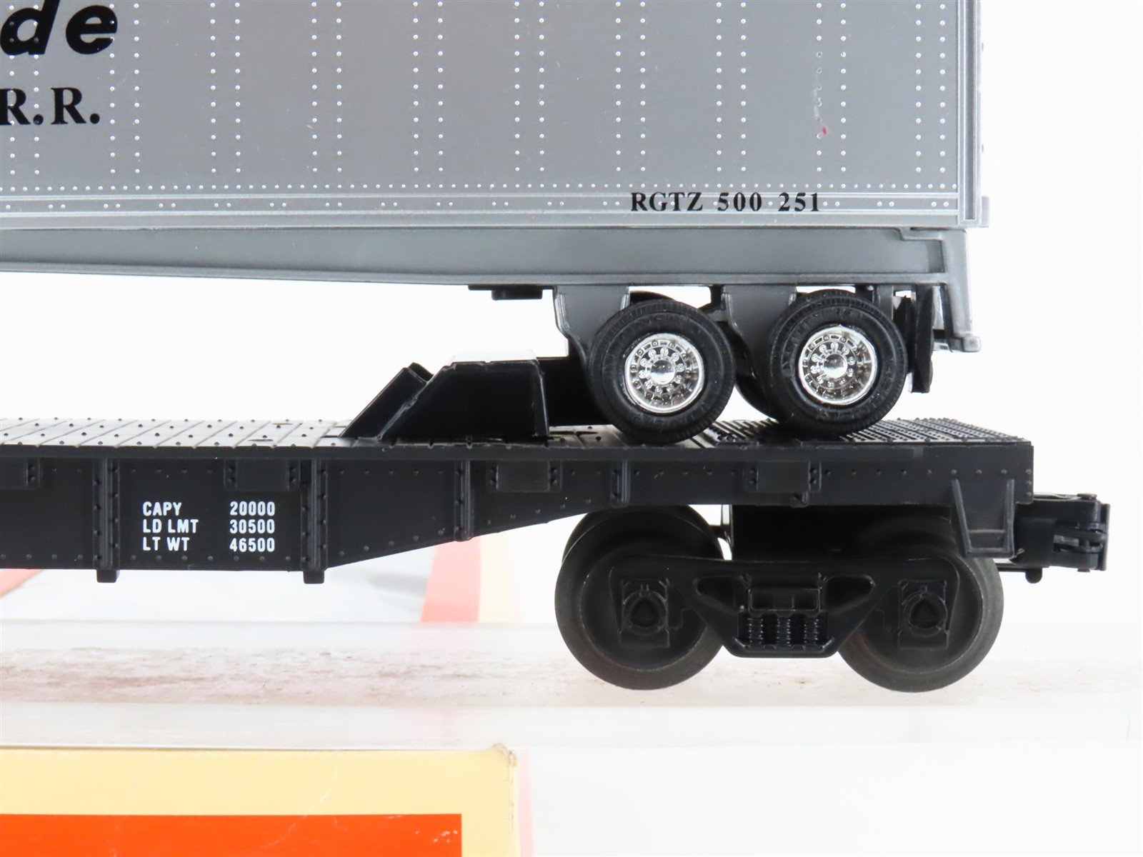 O Gauge 3-Rail Lionel 6-16374 D&RGW Rio Grande TOFC Flat Car #16374 w/ Trailer