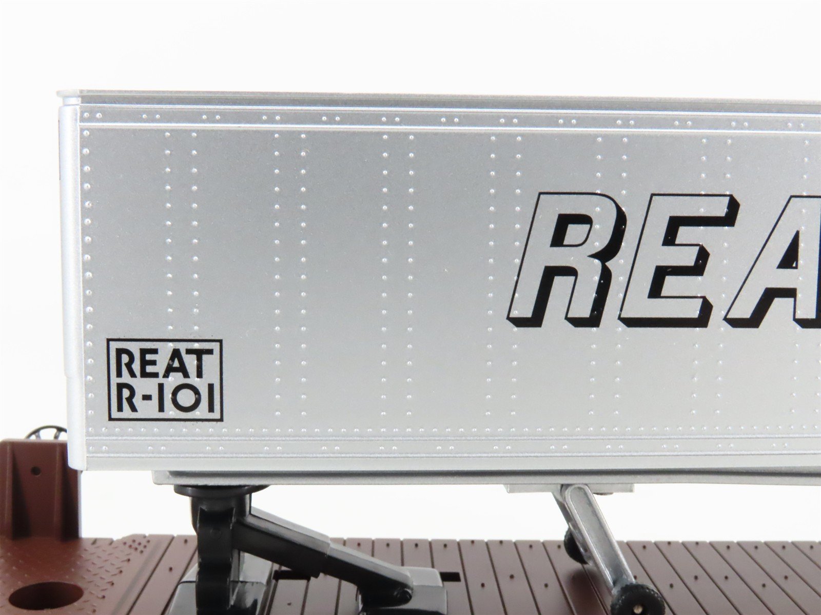 O Gauge 3-Rail Lionel 6-26098 PRR TOFC Flat Car #26098 w/ REA Leasing Trailer