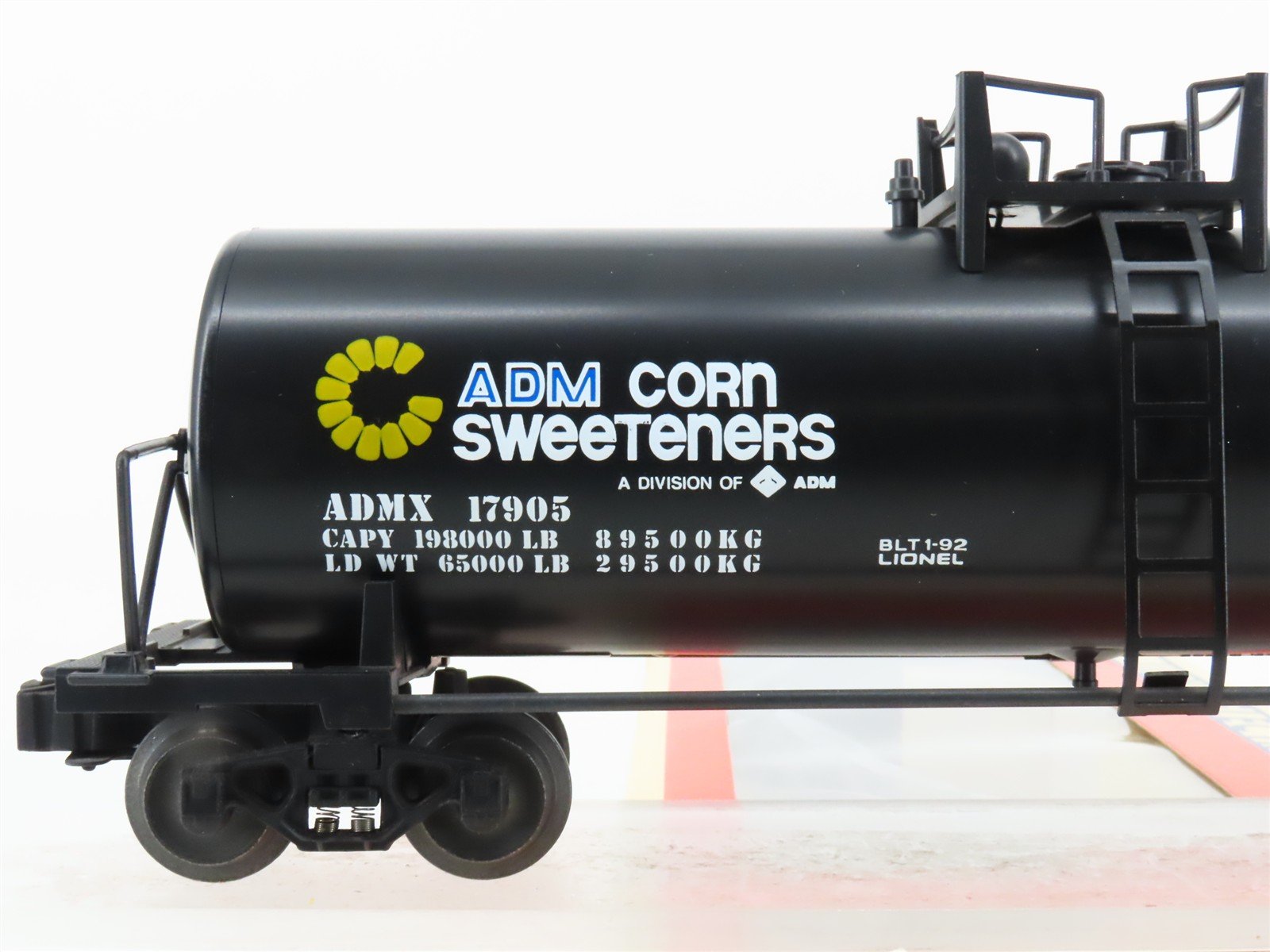 O Gauge 3-Rail Lionel 6-17905 ADM Corn Sweeteners Uni-Body Tank Car #17905