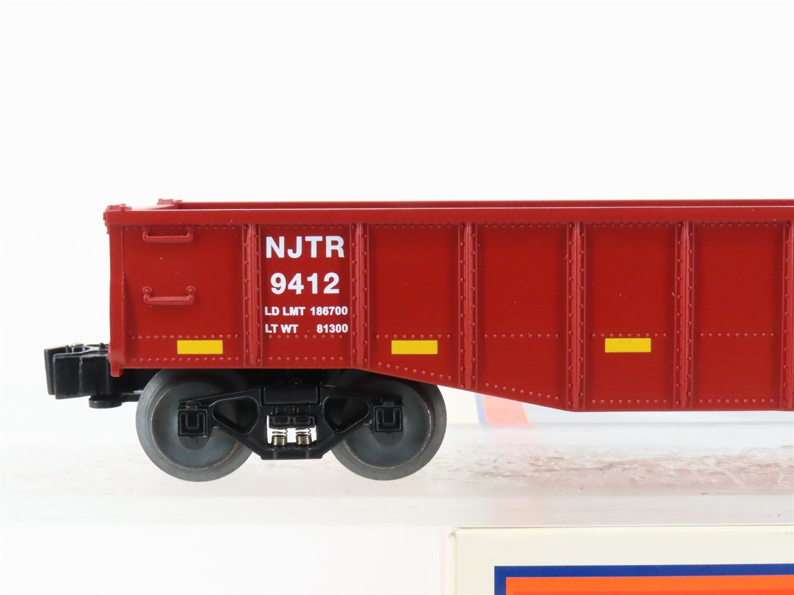 O Gauge 3-Rail Lionel 6-26696 NJTR NJ Transit Gondola #9412 w/ Lumber Load