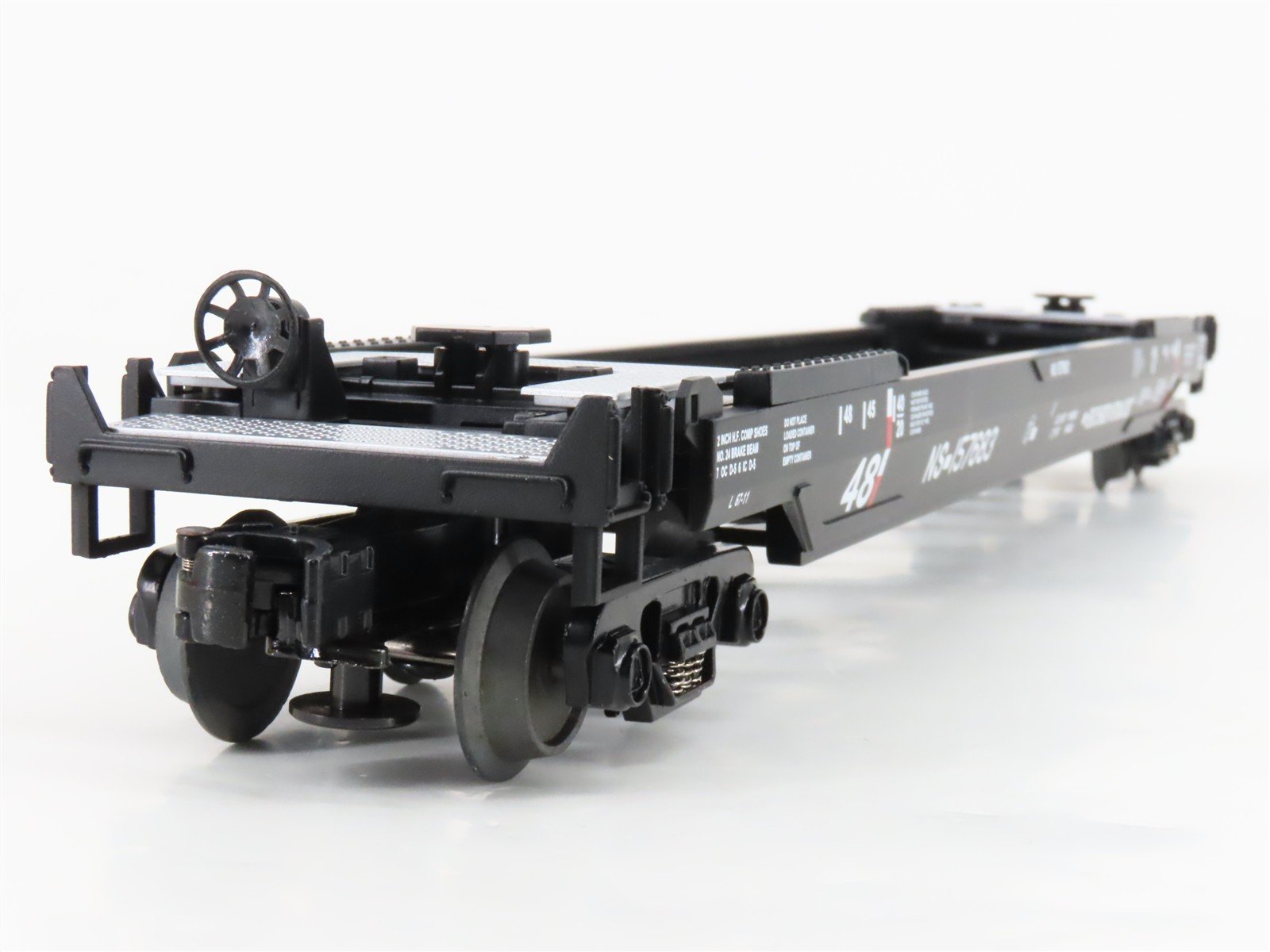 O Gauge 3-Rail MTH RailKing 30-76009 NS Husky Stack Car #157683 w/ Containers