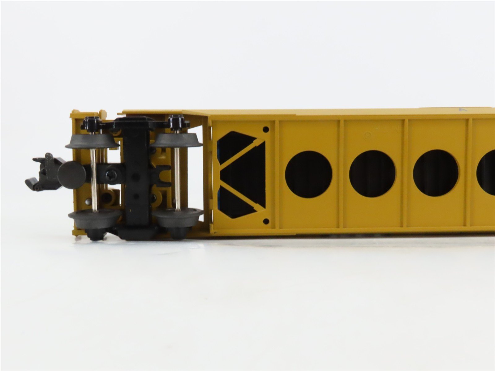 O Gauge 3-Rail MTH Rail King 30-7643 DTTX Hanjin Husky Stack Car #456558