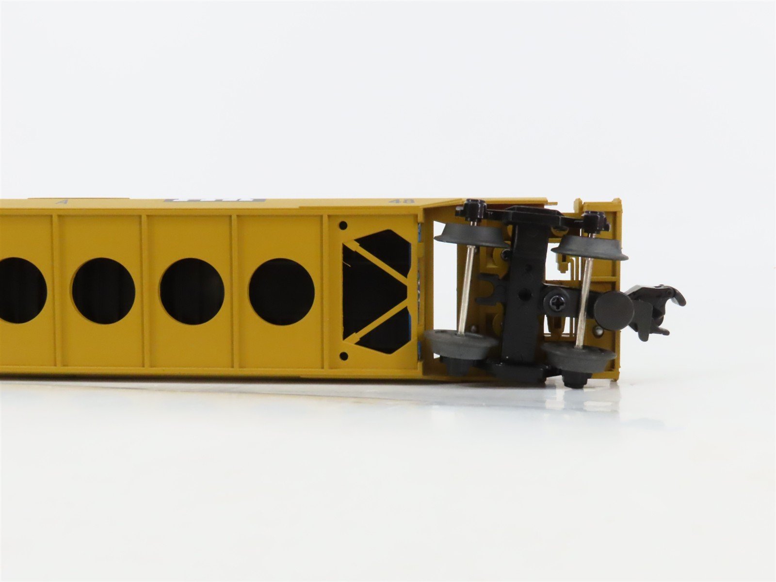 O Gauge 3-Rail MTH Rail King 30-7643 DTTX Hanjin Husky Stack Car #456558