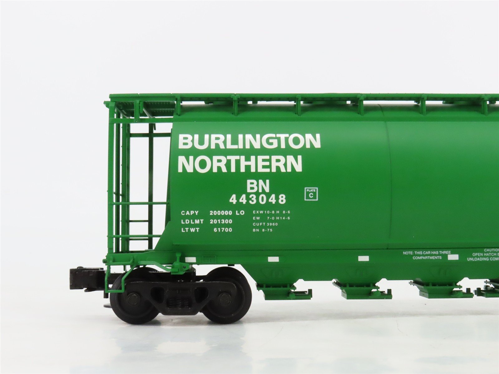 O Gauge 3-Rail Atlas 6331-1 BN Burlington Northern 6-Bay Covered Hopper #443048