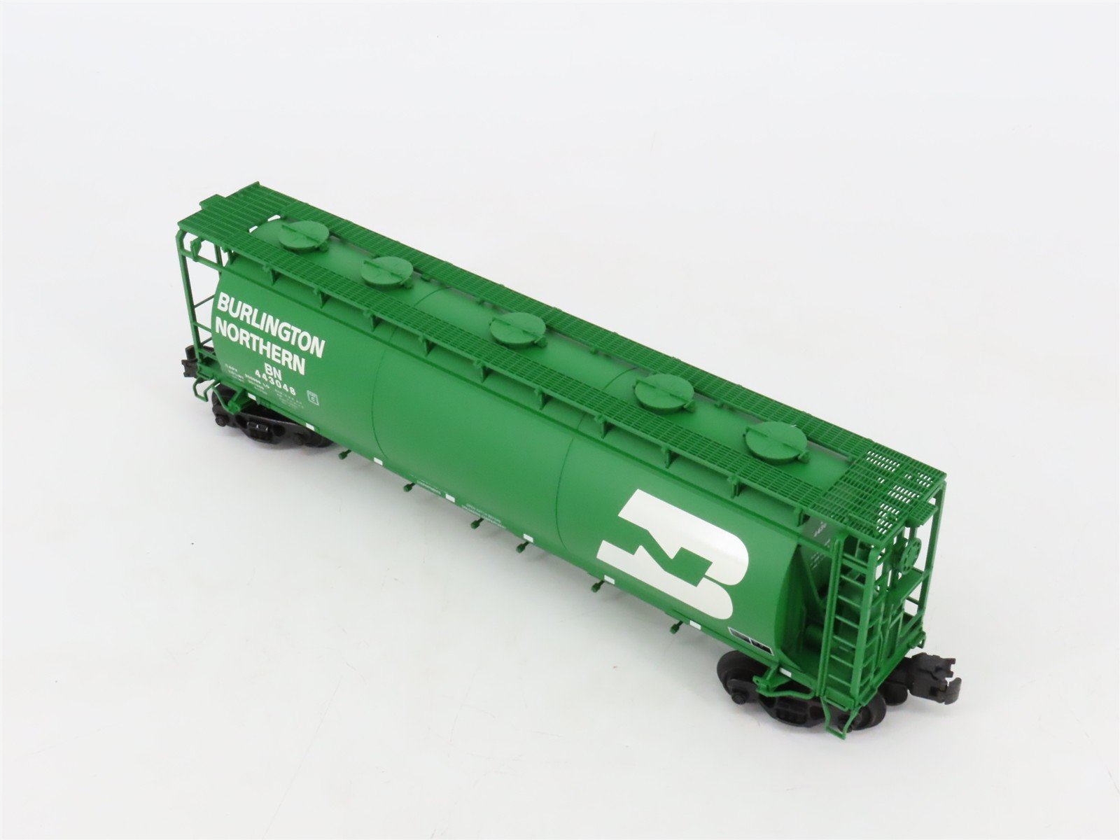 O Gauge 3-Rail Atlas 6331-1 BN Burlington Northern 6-Bay Covered Hopper #443048