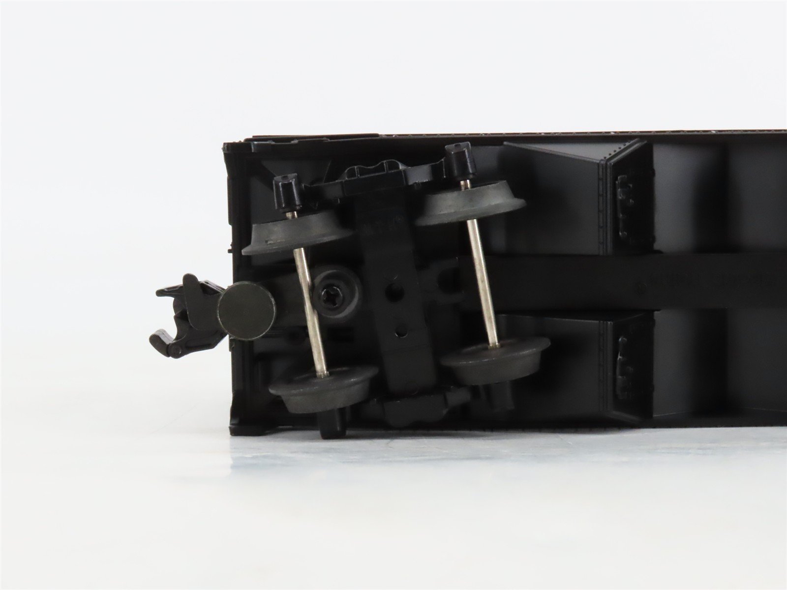 O Gauge 3-Rail MTH 20-97451 EL Erie Lackawanna 2-Bay Offset Hopper #29400