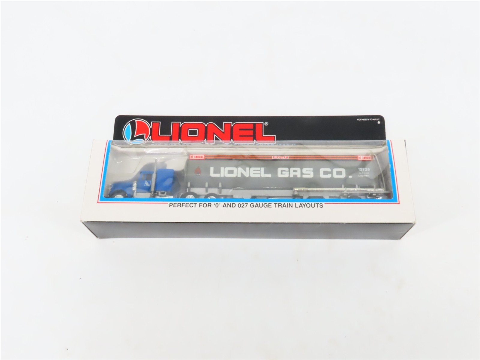 LOT of 6 O Scale Lionel Assorted Plastic Truck & Trailers