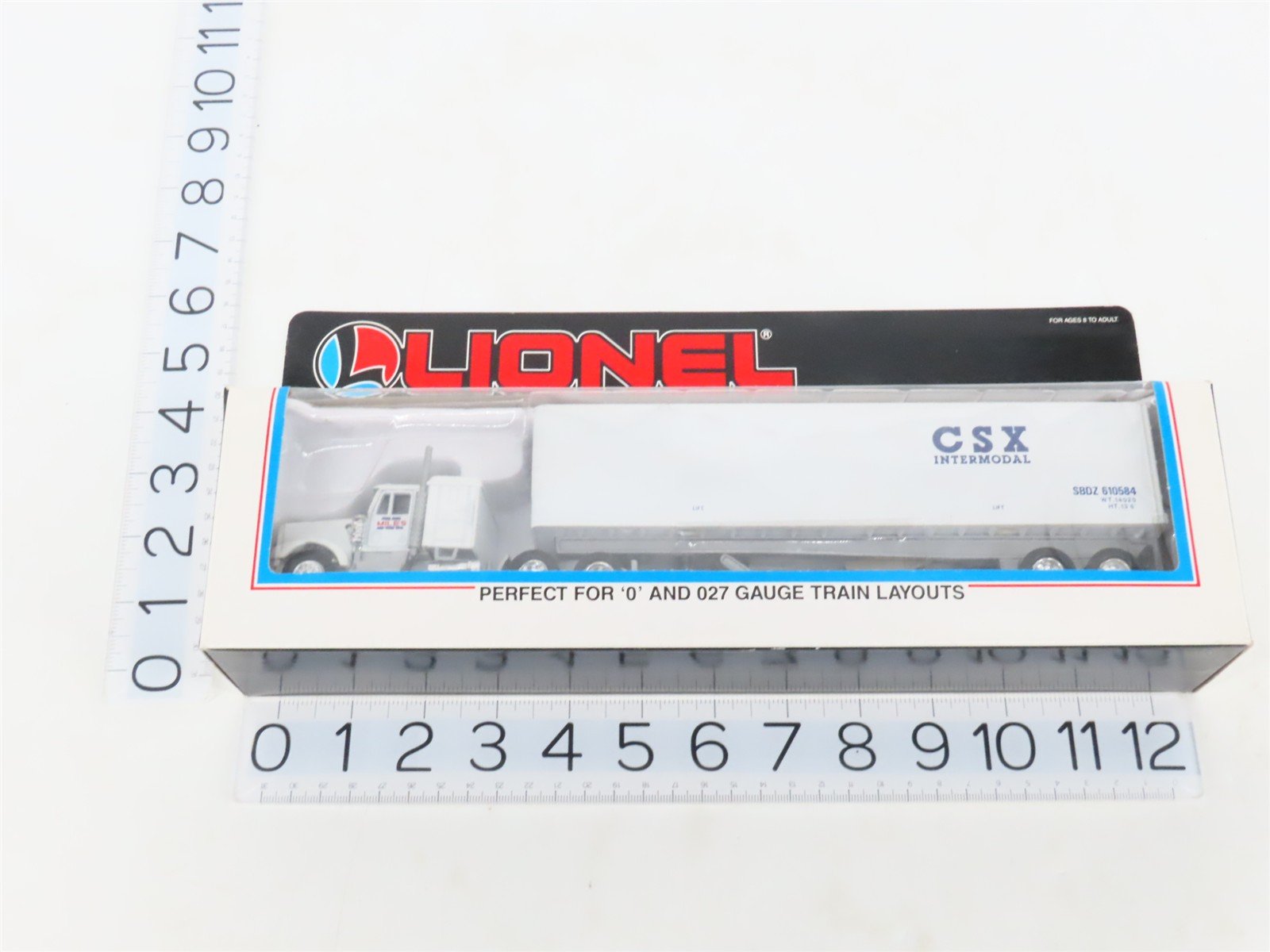 LOT of 5 O Scale Lionel Assorted Semi Truck & Trailers