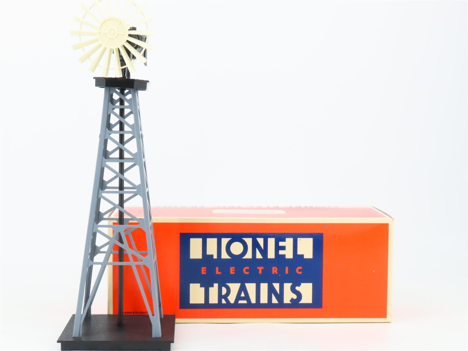 O Scale Lionel 6-12889 Operating Windmill