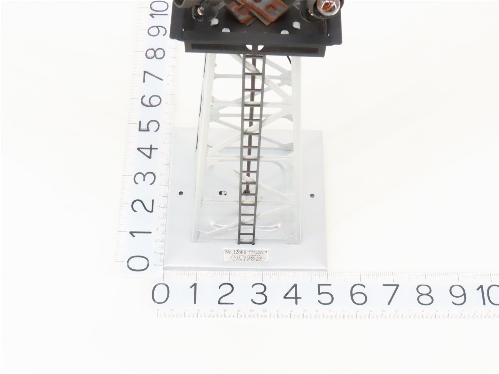 O Scale Lionel 6-12886 #395 Floodlight Tower