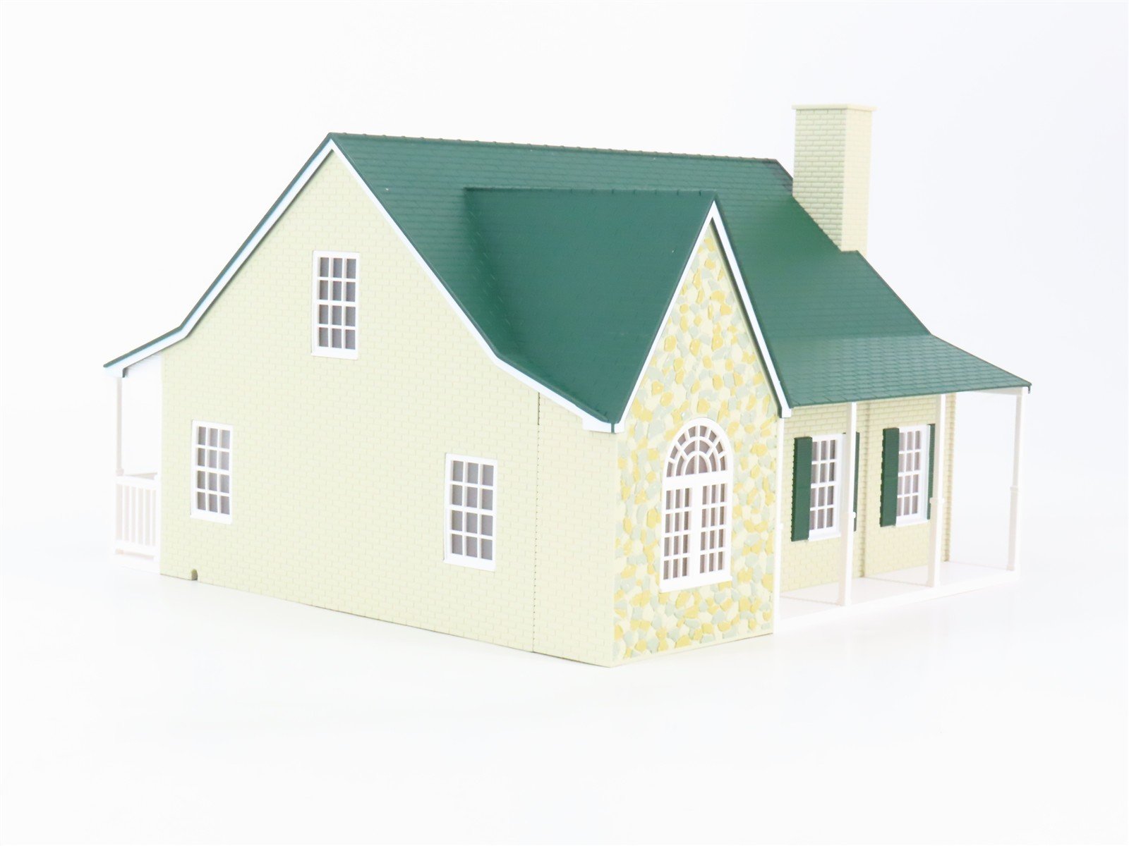 O 1/48 Scale Lionel Lionelville 6-34112 Fieldstone House