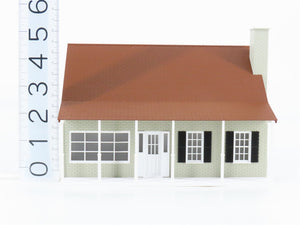 O 1/48 Scale Lionel Lionelville 6-34108 Suburban House