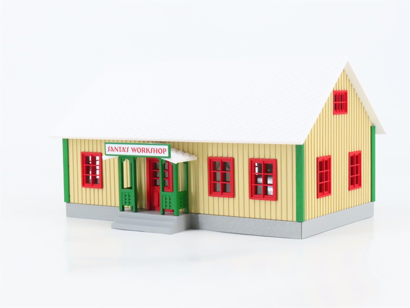 O 1/48 Scale MTH Rail King 30-90256 Santa's Workshop