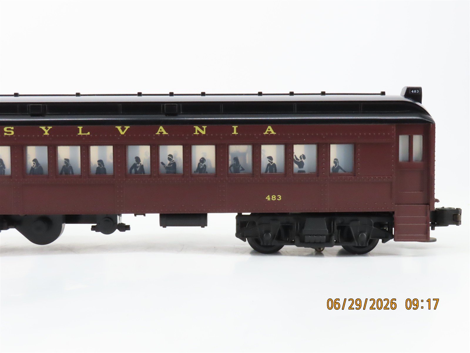 O Gauge 3-Rail Lionel 6-18306 PRR Pennsylvania Commuter Passenger 2-Car Set