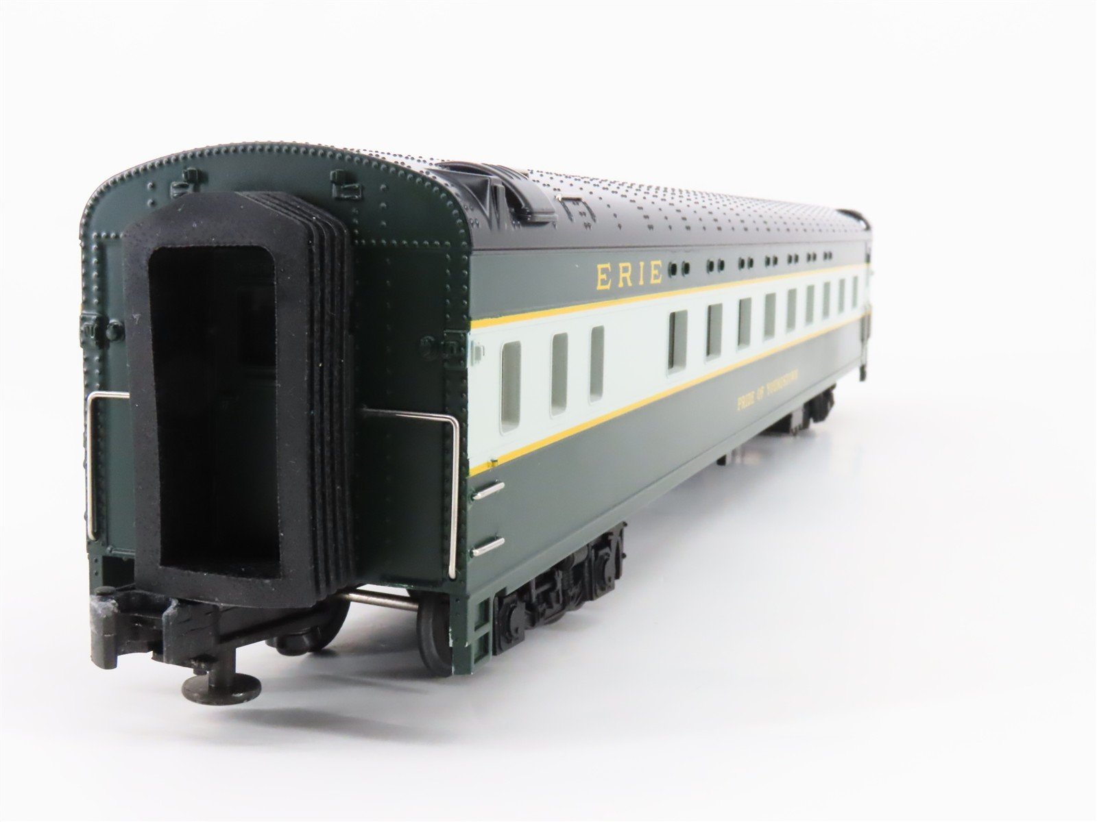 O Gauge 3-Rail MTH 20-6660 Erie Streamlined Sleeper/Diner Passenger Set