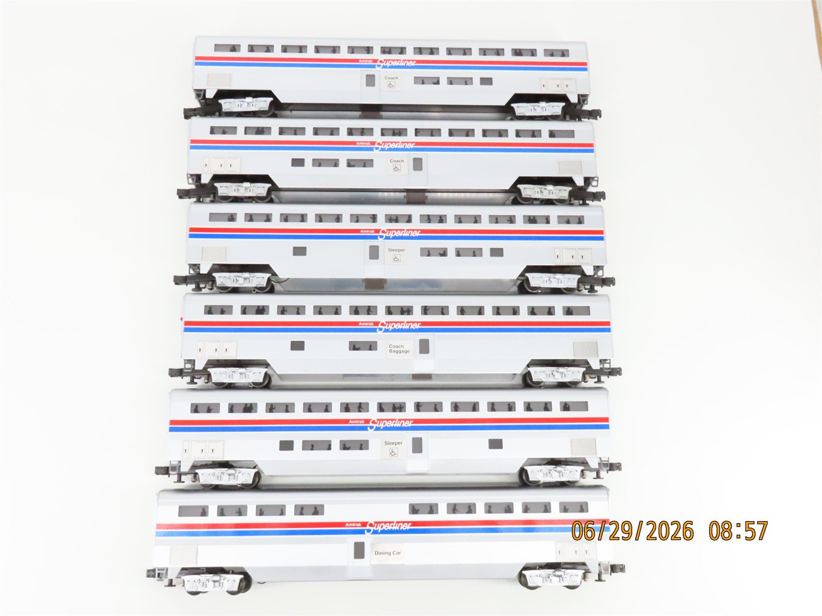 O Gauge 3-Rail Williams Amtrak Superliner Passenger Car 6-Pack