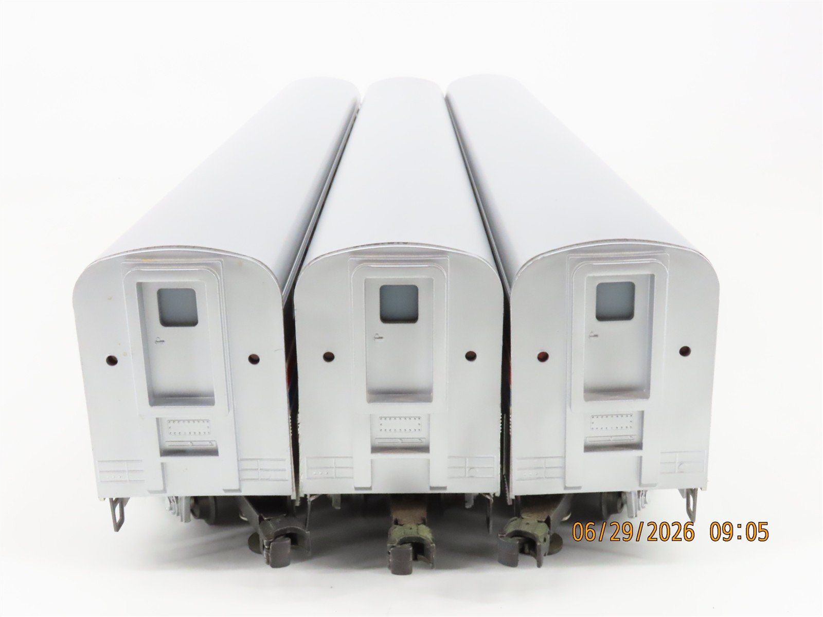 O Gauge 3-Rail Williams Amtrak Superliner Passenger Car 6-Pack