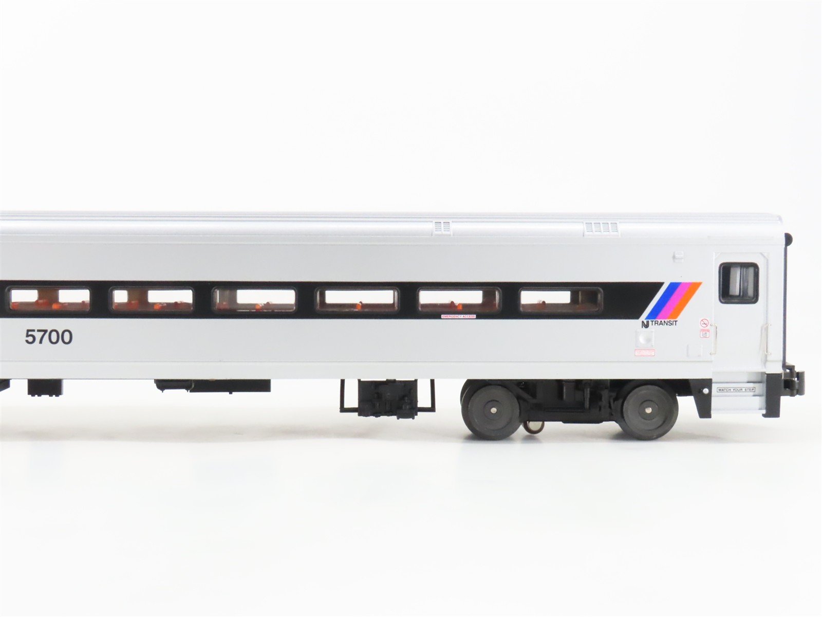 O Gauge 3-Rail Atlas 6234-2 NJ Transit Comet II Commuter Coach Passenger #5700