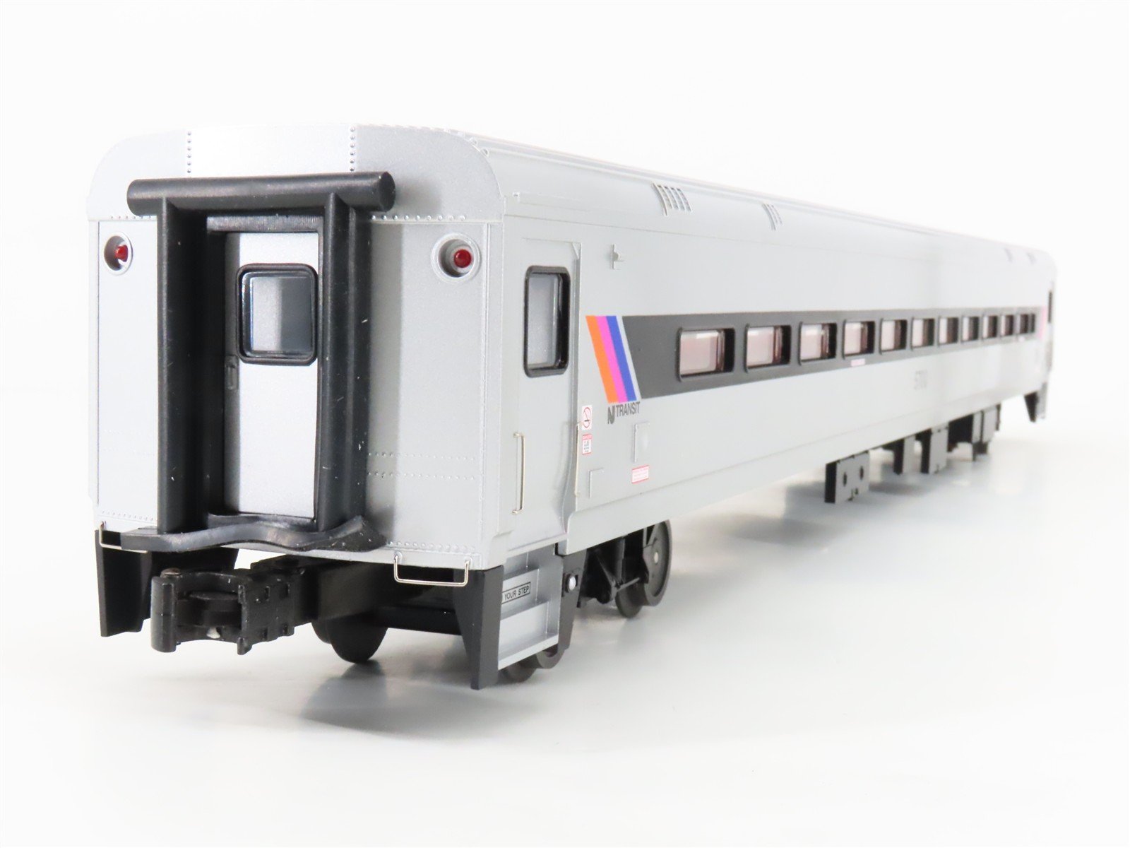 O Gauge 3-Rail Atlas 6234-2 NJ Transit Comet II Commuter Coach Passenger #5700