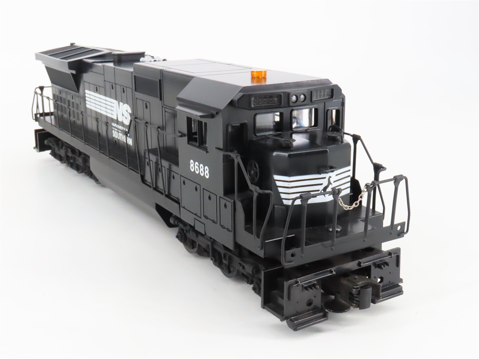 O Gauge 3-Rail Lionel 6-18213 NS Norfolk Southern Dash 8-40C Diesel Loco #8688