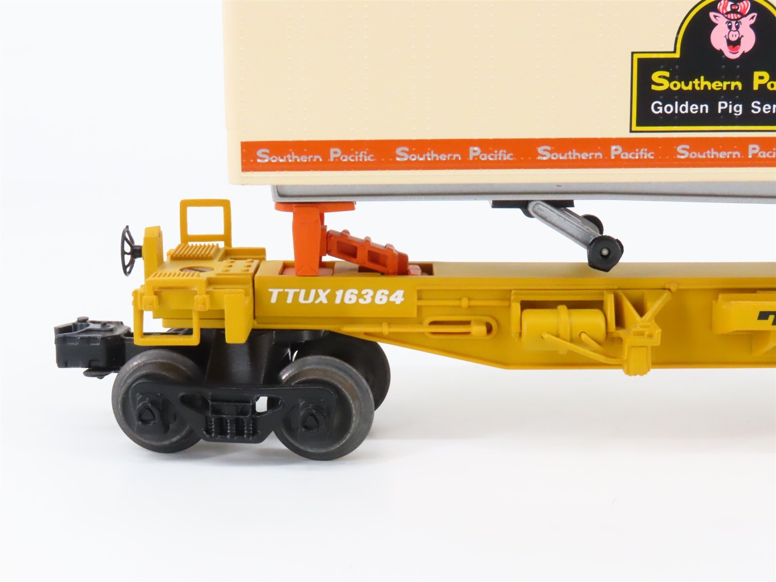 O Gauge 3-Rail Lionel 6-16345 TTUX Southern Pacific Flat Car w/ Trailers Set