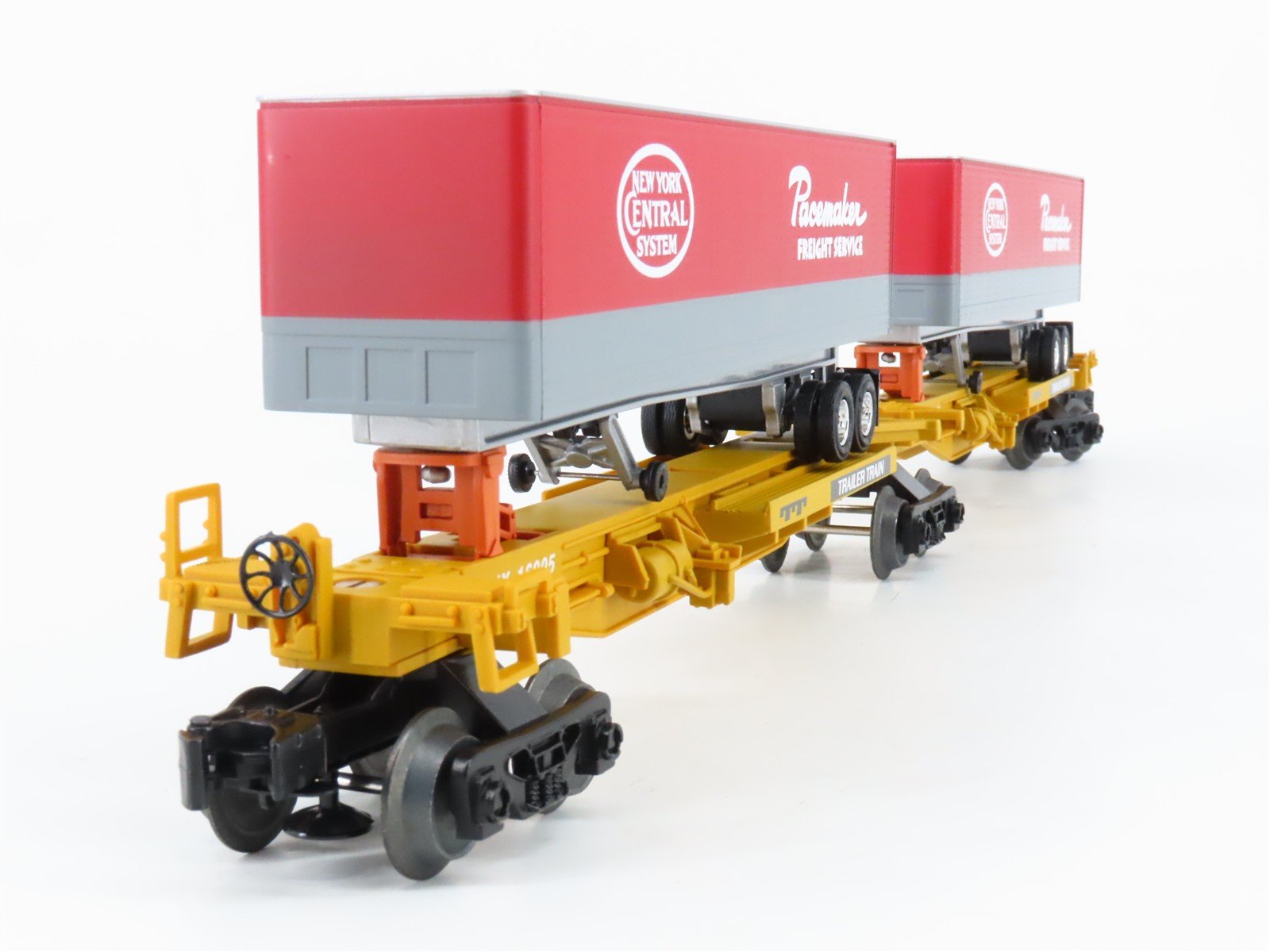 O Gauge 3-Rail Lionel 6-16904 TTUX NYC New York Central Flat Car w/ Trailers