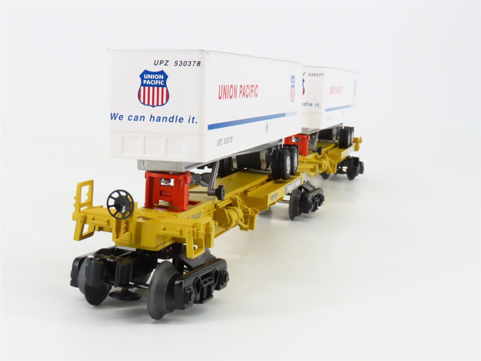 O Gauge 3-Rail Lionel 6-29438 TTUX UP Union Pacific Flat Car w/ Trailers