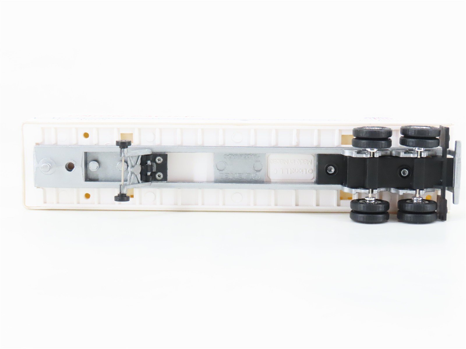 O Gauge 3-Rail Lionel 6-29438 TTUX UP Union Pacific Flat Car w/ Trailers