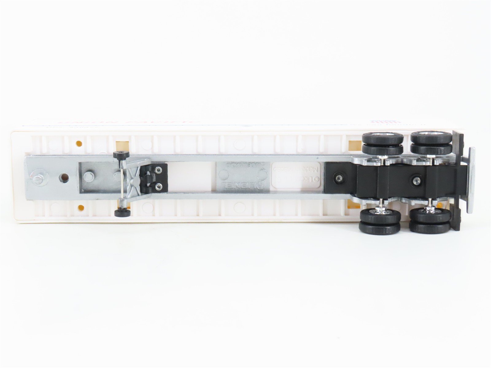 O Gauge 3-Rail Lionel 6-29438 TTUX UP Union Pacific Flat Car w/ Trailers
