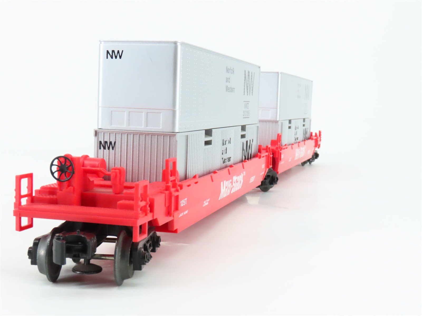 O Gauge 3-Rail Lionel 6-16360 NW Railroad Maxi Stack Flat Car w/ Containers