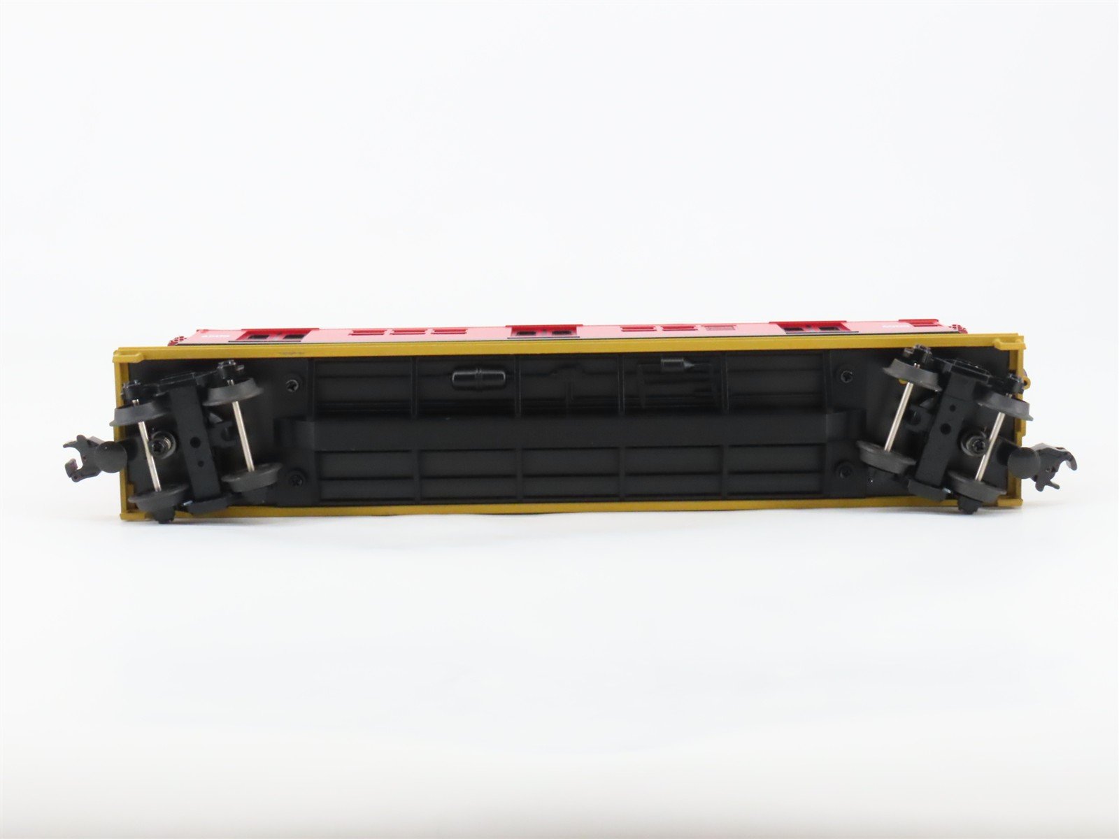 O Gauge 3-Rail MTH 20-98364 ITTX Trailer Train Flat Car #940298 w/ Subway Car