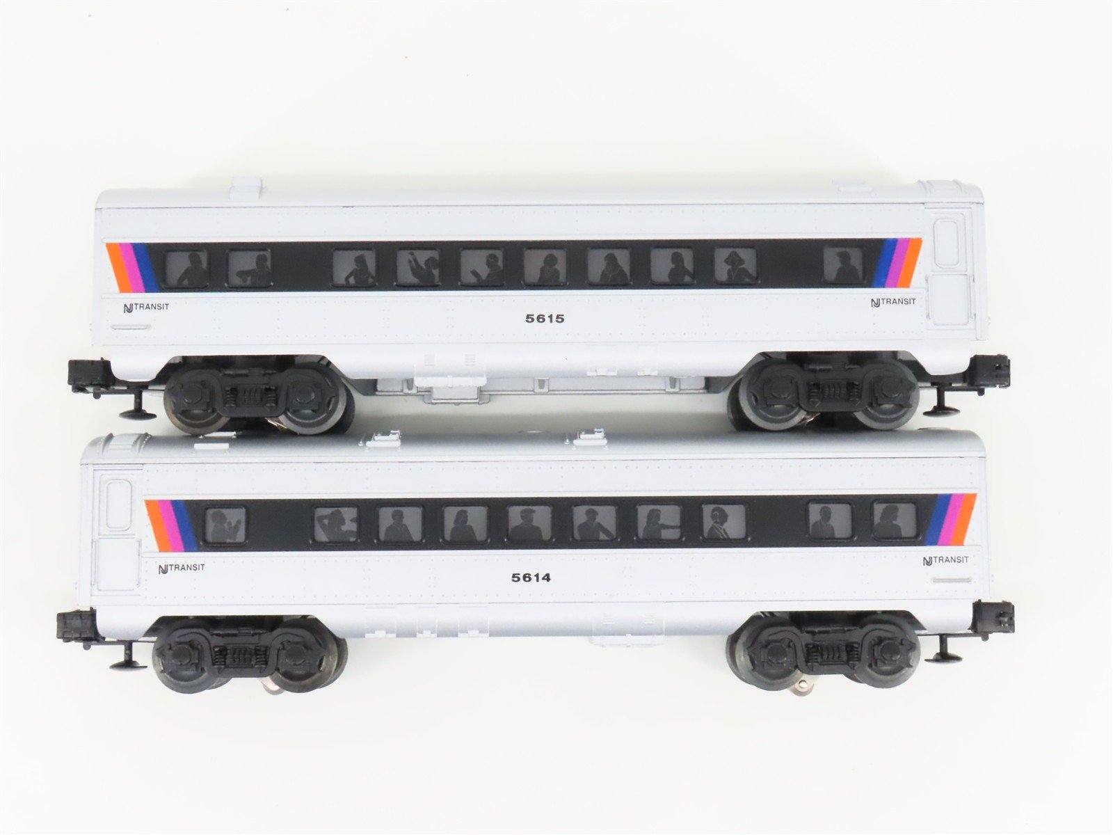O Gauge 3-Rail Lionel 71-1833-212 1997 NJ Transit Diesel Passenger Set w/Track