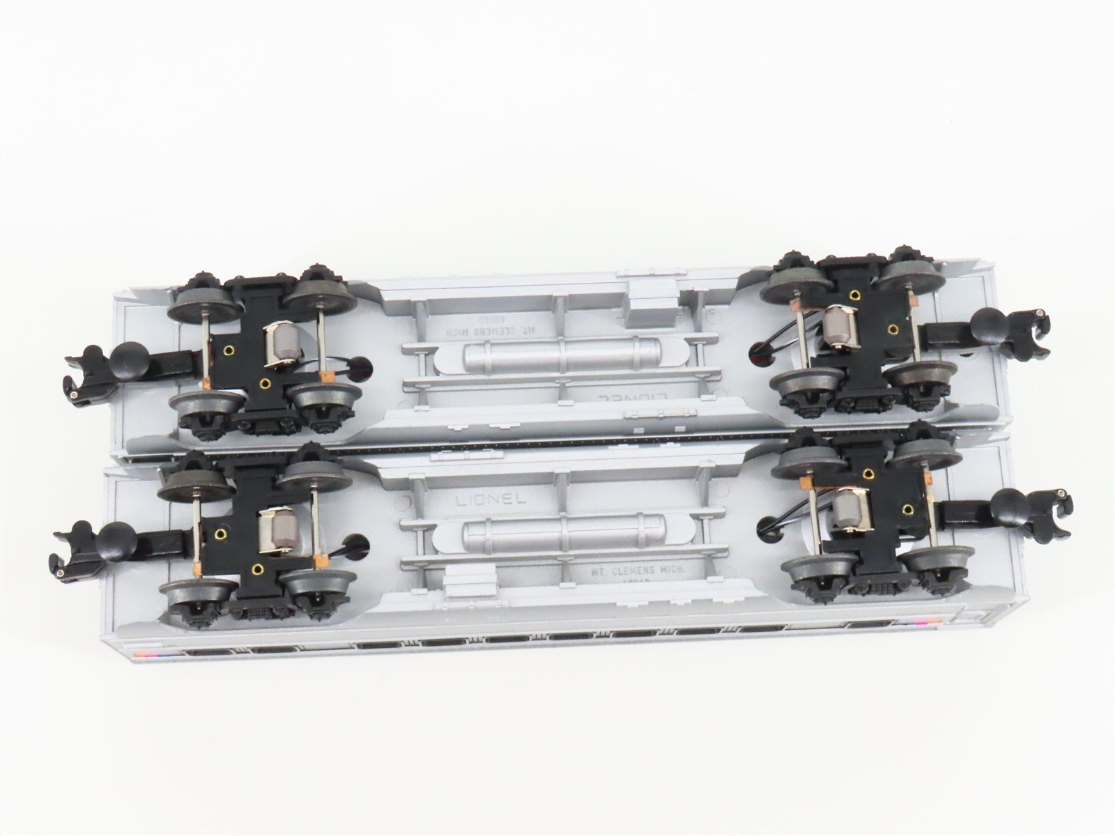 O Gauge 3-Rail Lionel 71-1833-212 1997 NJ Transit Diesel Passenger Set w/Track