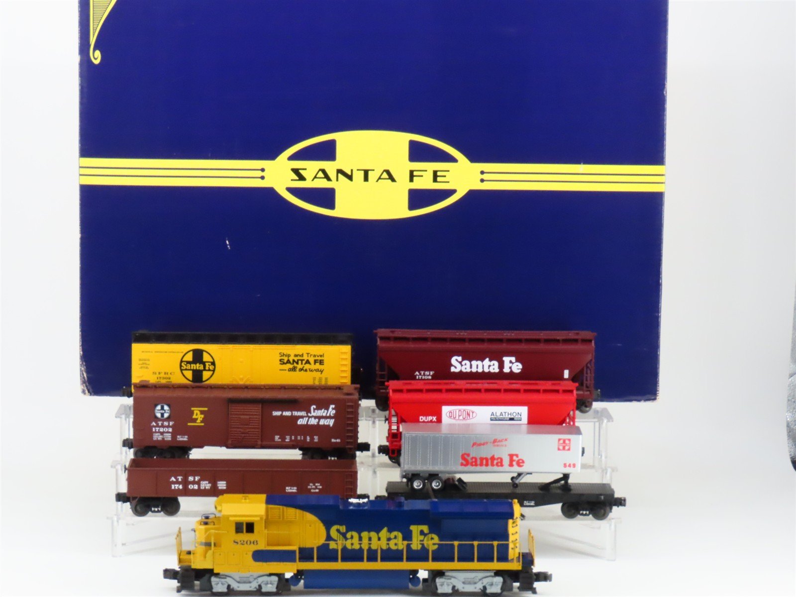 O Gauge 3-Rail Lionel 6-11713 ATSF Santa Fe B40-8 Diesel Freight 6-Car Set