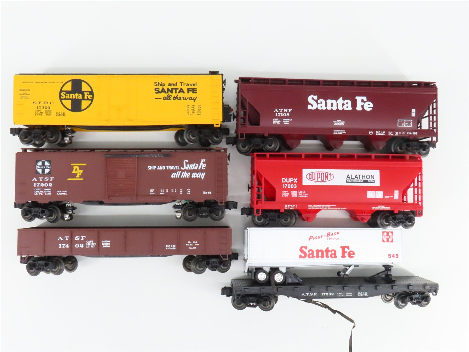 O Gauge 3-Rail Lionel 6-11713 ATSF Santa Fe B40-8 Diesel Freight 6-Car Set