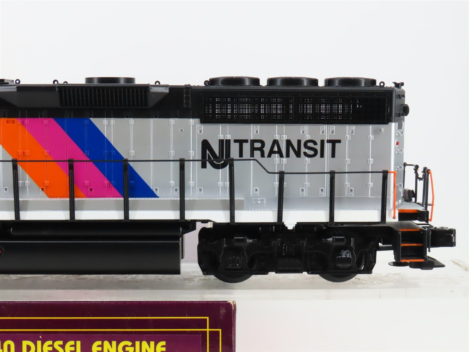 O Gauge 3-Rail MTH 20-2424-3 NJ Transit GP40 Diesel Loco #4107 UNPOWERED