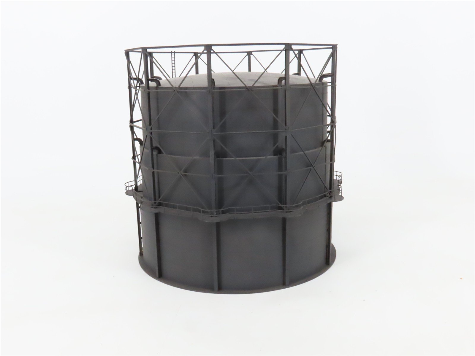 HO Scale Walthers 933-2907 Gas Storage Tank