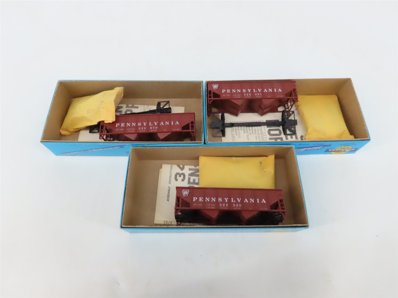 LOT of 3 HO Scale Athearn PRR Pennsylvania 2-Bay Open Hopper Car Kits