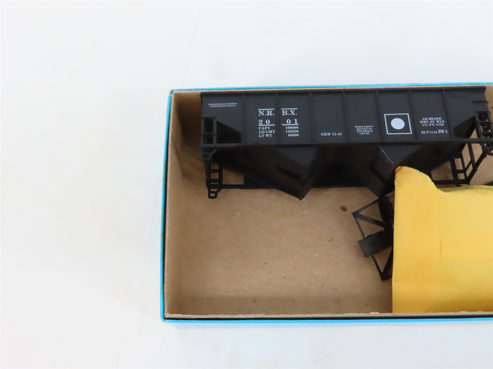 LOT of 3 HO Scale Athearn INT/BWCX/NRBX 2-Bay Open Hopper Car Kits
