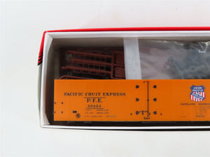 LOT of 3 HO Scale Intermountain PFE Pacific Growers Express Reefer Cars Kits