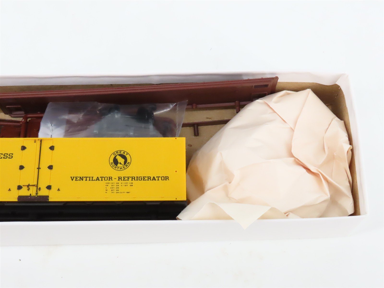 LOT of 4 HO Scale Intermountain WFEX Western Fruit Express Reefer Cars Kits