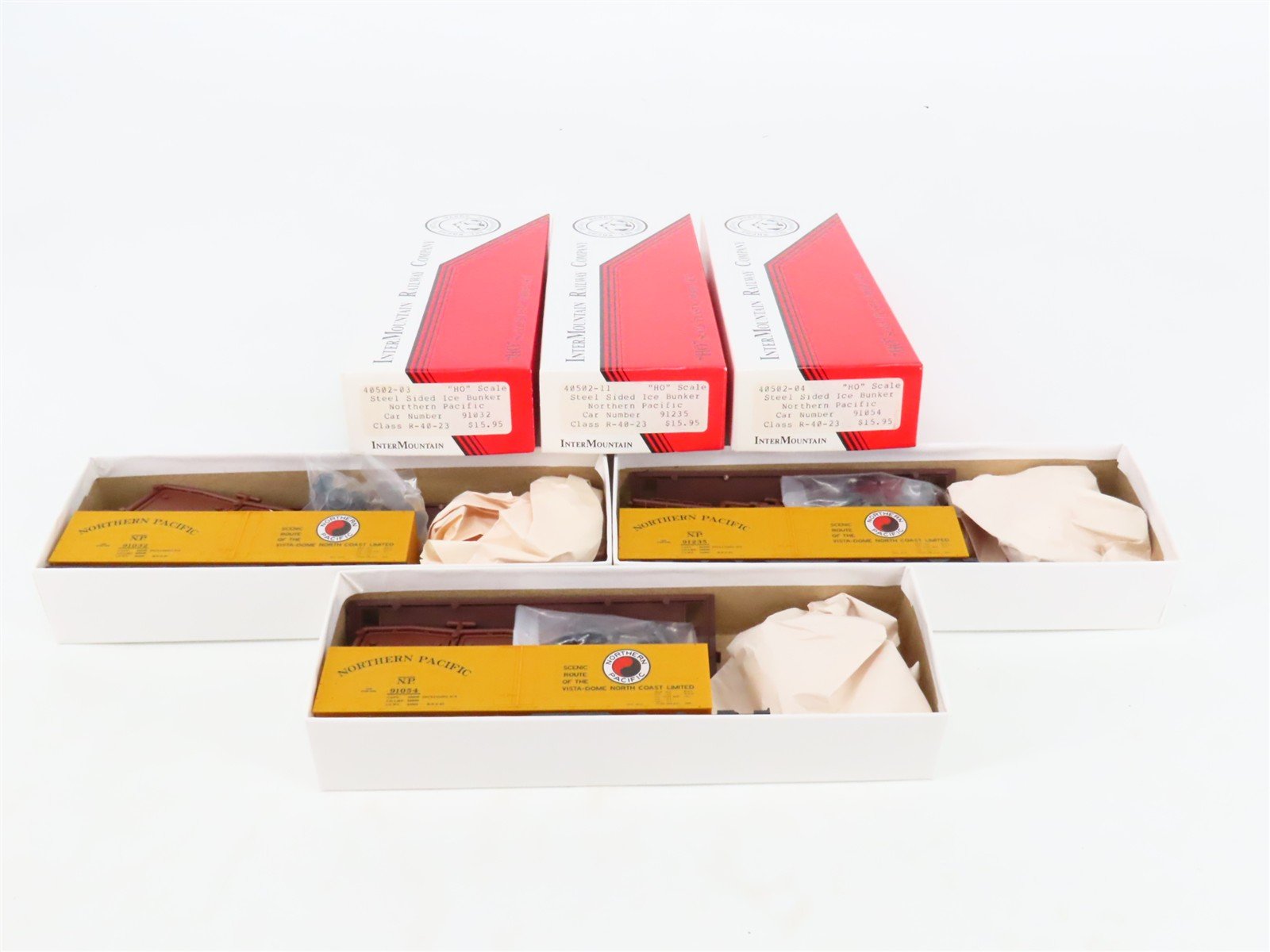 LOT of 3 HO Scale Intermountain NP Northern Pacific Reefer Cars Kits